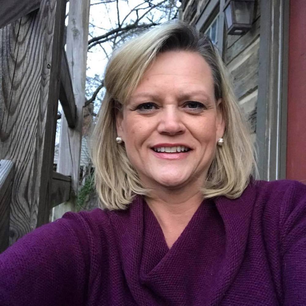 Meet your Posher, Lisa